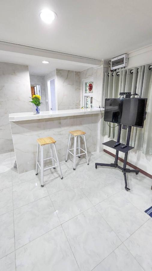 Apartment A4 Dindaeng Bangkok Luaran gambar