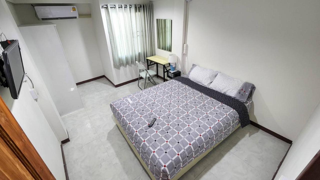 Apartment A4 Dindaeng Bangkok Luaran gambar
